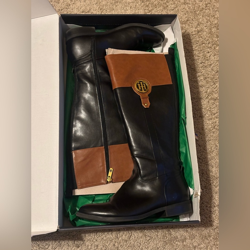 Tommy Hilfiger Women Ilia 2 Black and Brown Riding Boots